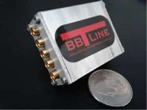 4-Way-RF-Splitter-Version1-SMP-Connectors-500MHz-7GHz-BBTLine